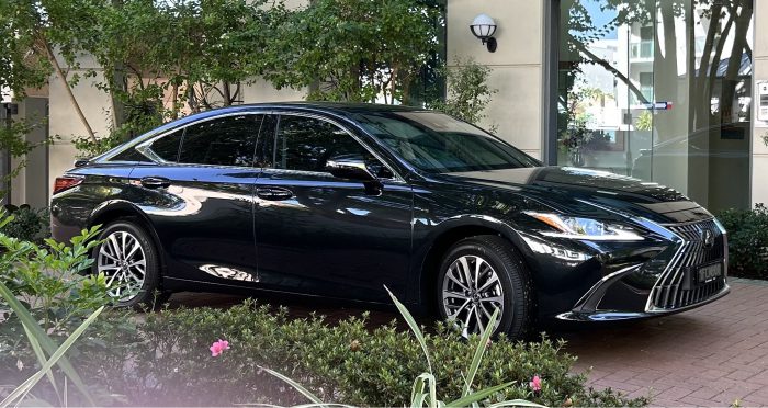 Gilt Edge Chauffeurs - Luxury Chauffeured Food and Wine Tours