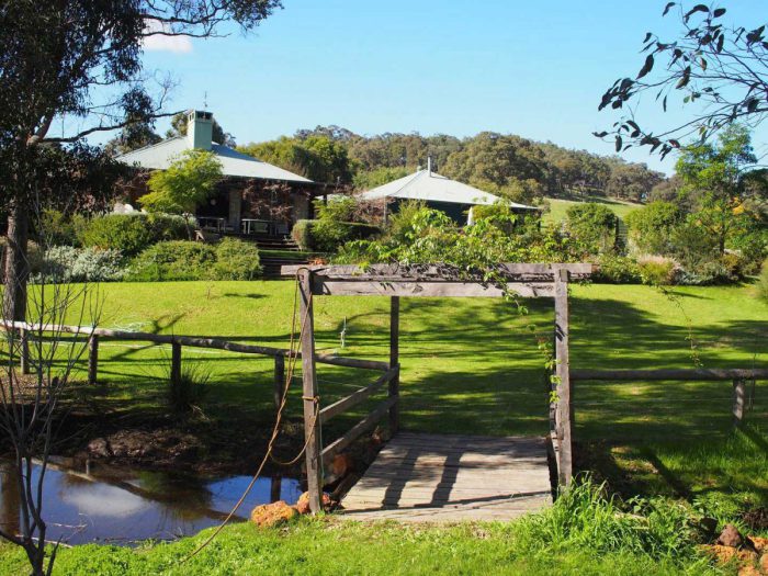 Henty Lodge